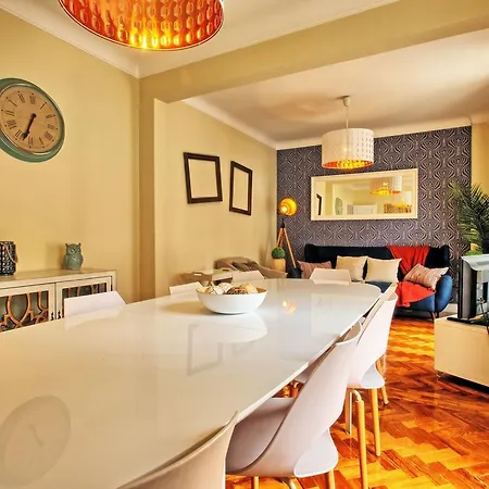 Almirante 3 By Interhome דירה